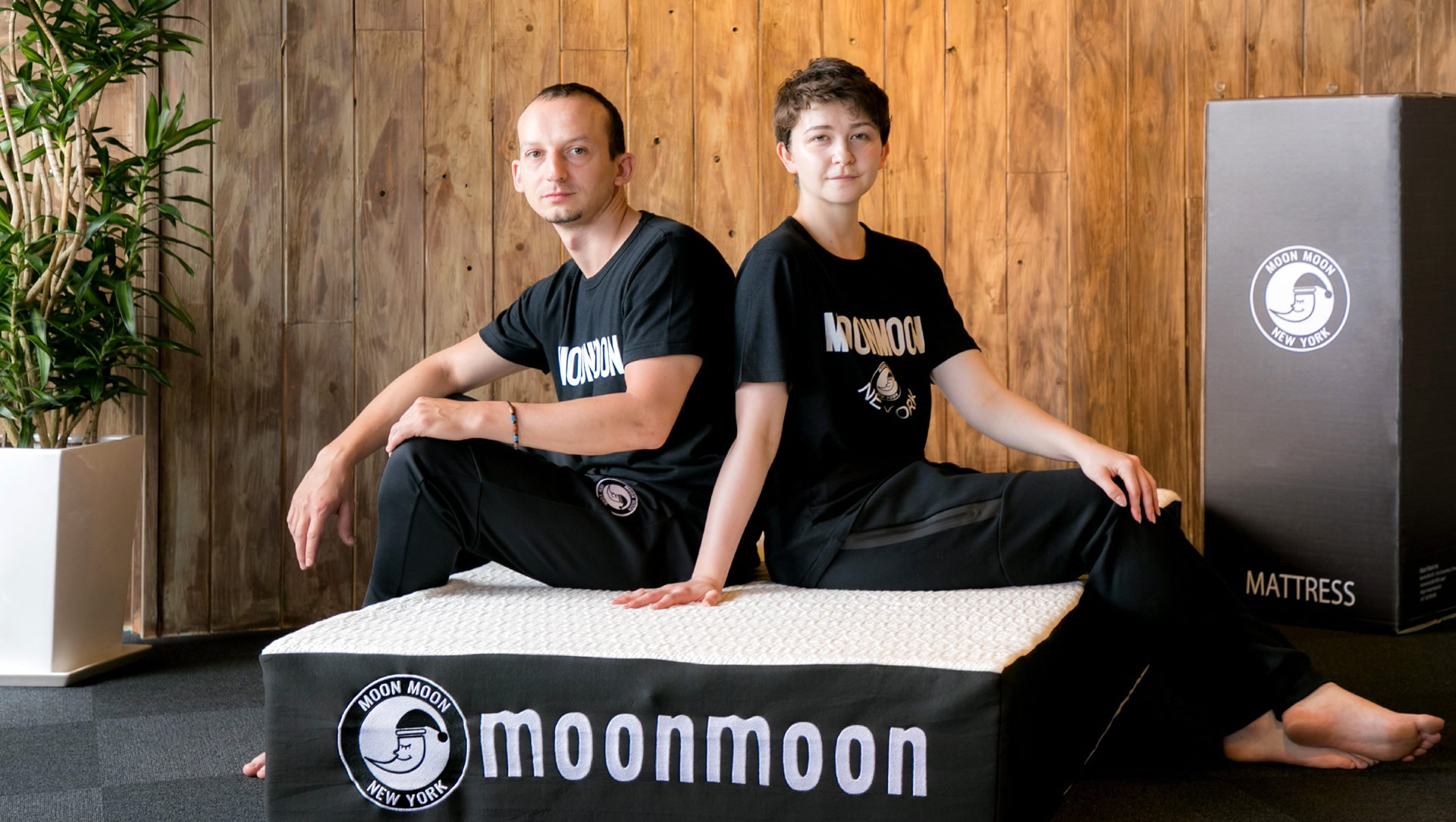 ムーンムーン株式会社