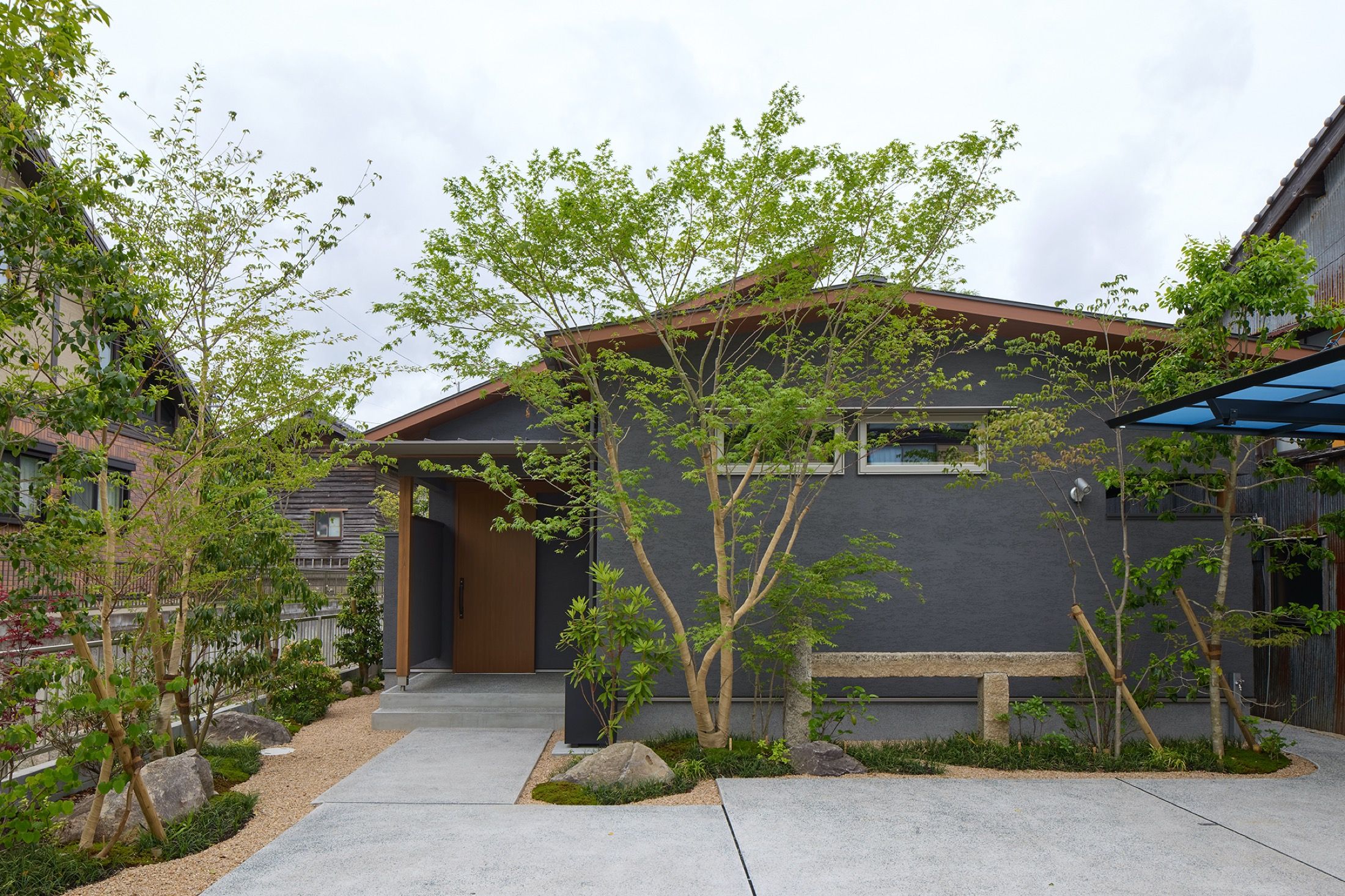 株式会社トピア