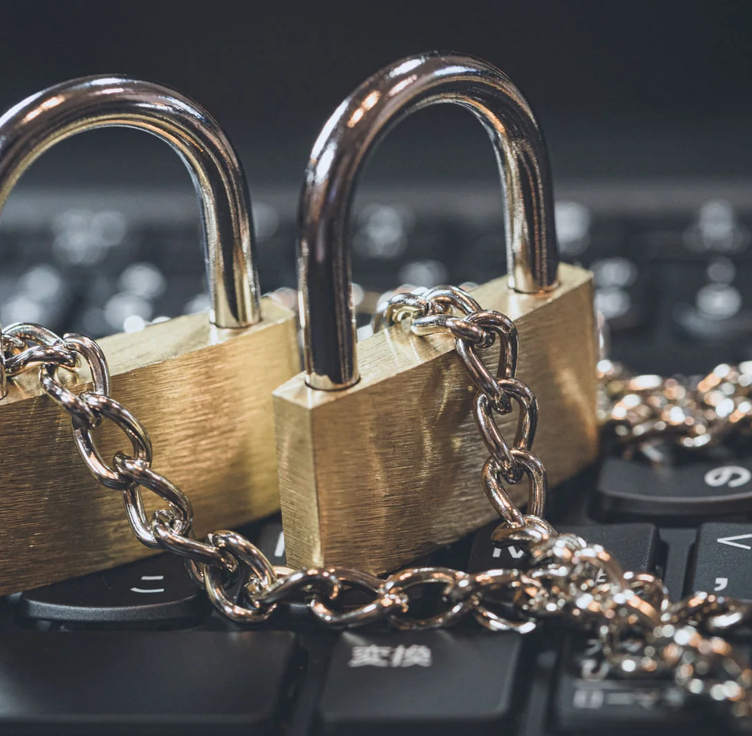 株式会社デルフィ