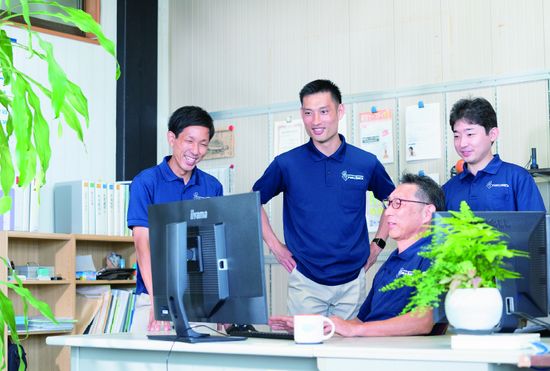 株式会社フルバック